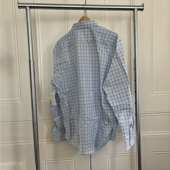 Old Navy The Signature Shirt Slim Fit - Picture 3 of 4